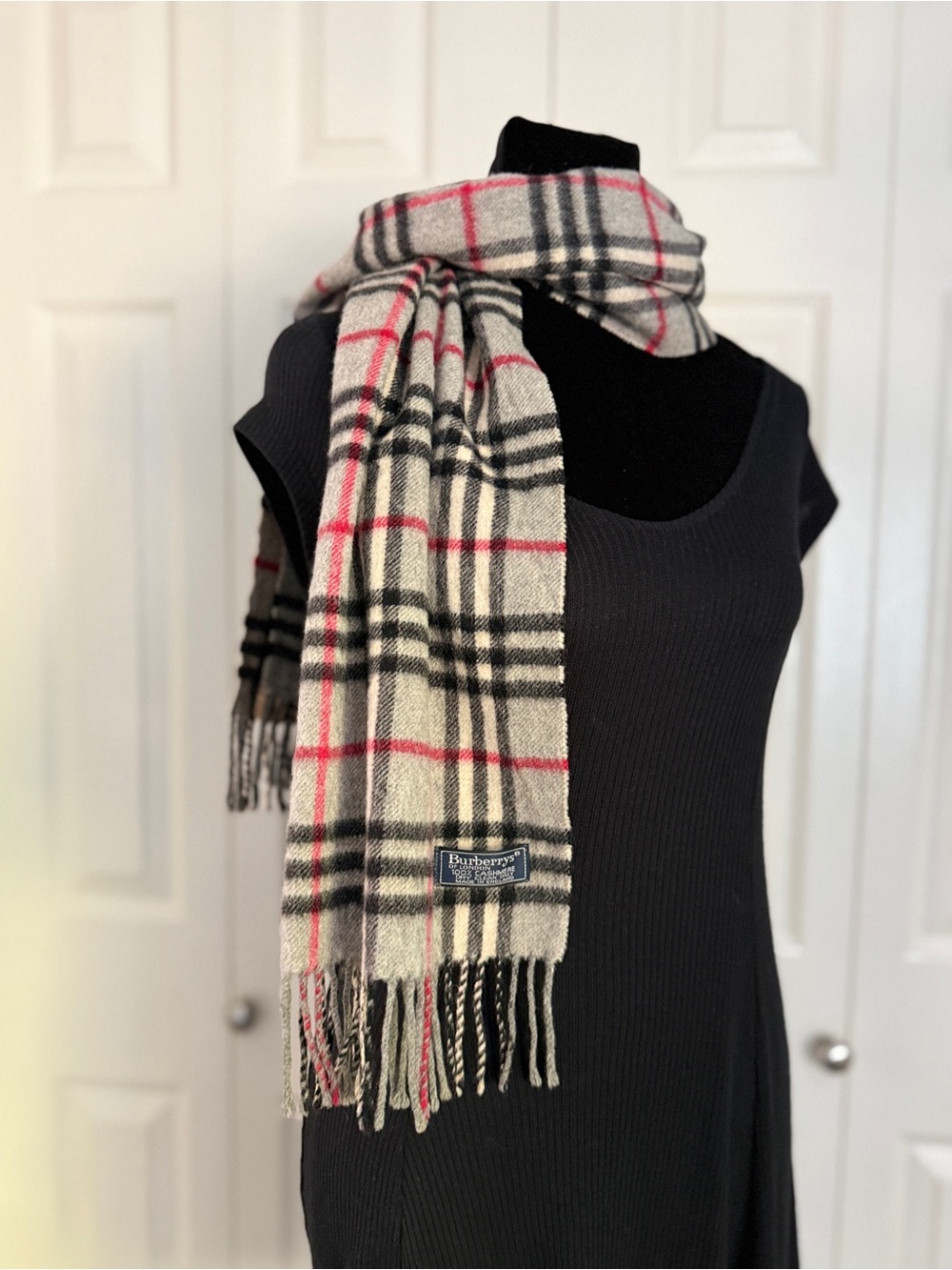 Burberry 100% Cashmere Scarf
